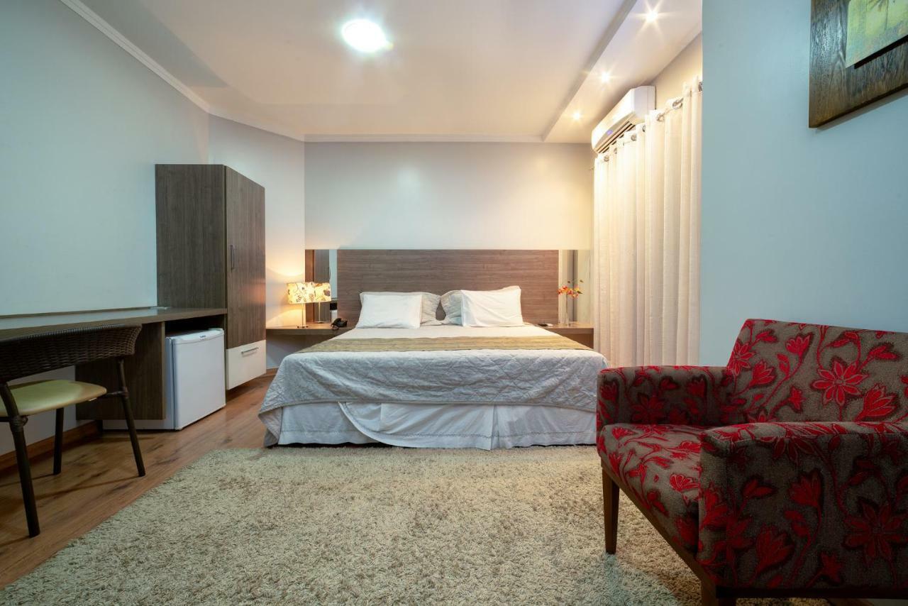 Hotel Porto Madeira Pôrto Velho Eksteriør billede